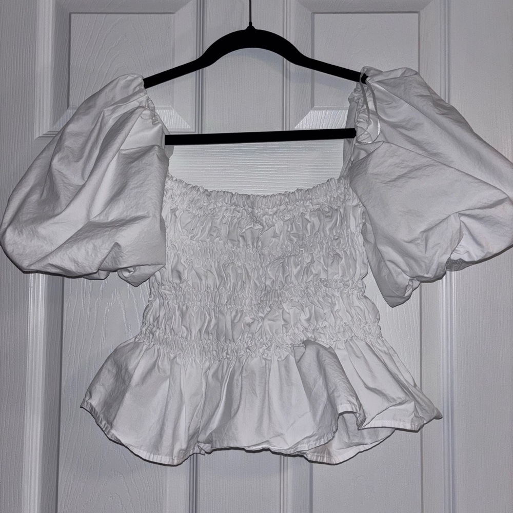 ASTR The Label White Puff Sleeve Smocked Crop Top Size Small - Picture 7 of 7